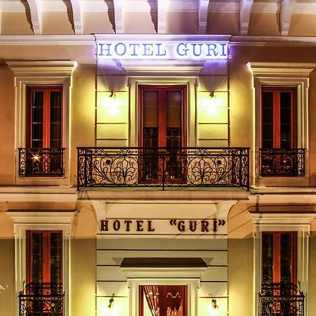 Hotel Guri Elbasani Exterior foto